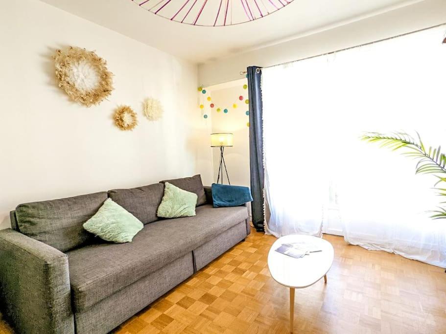 Cosy Spring 2Ch - Place Verdun - Stationnement Gratuit Pau Esterno foto
